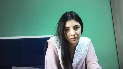 Selena online show from January 2025 08:57:02 AM