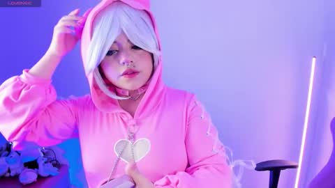 Snapshot of ahri_elderwood chatting on January 2026 05:13:02 AM Ahri help me get to 100 online show from January 2026 05:13:02 AM