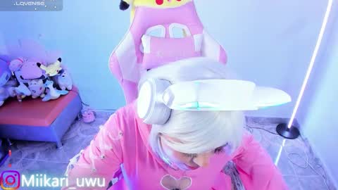 Snapshot of ahri_elderwood chatting on February 2026 05:25:01 AM Ahri help me get to 100 online show from February 2026 05:25:01 AM