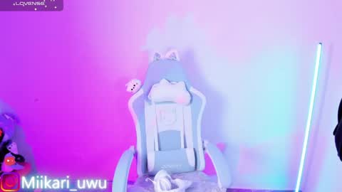 Snapshot of ahri_elderwood chatting on March 2026 08:15:02 PM Ahri help me get to 100 online show from March 2026 08:15:02 PM