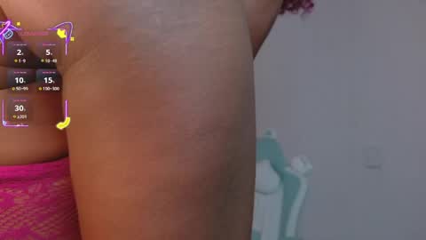 Snapshot of ahvi_ebony chatting on April 2026 02:35:01 PM Ahvi Ebony online show from April 2026 02:35:01 PM