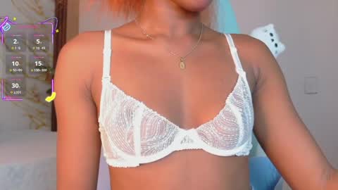 Snapshot of ahvi_ebony chatting on April 2026 01:04:01 PM Ahvi Ebony online show from April 2026 01:04:01 PM