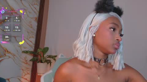 Snapshot of ahvi_ebony chatting on May 2026 01:32:02 PM Ahvi Ebony online show from May 2026 01:32:02 PM