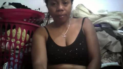 Snapshot of aicha_boobs chatting on May 2026 12:51:01 AM Aicha boobs online show from May 2026 12:51:01 AM