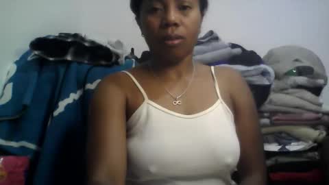 Snapshot of aicha_boobs chatting on June 2026 12:28:01 AM Aicha boobs online show from June 2026 12:28:01 AM