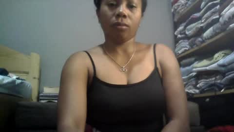 Snapshot of aicha_boobs chatting on June 2026 02:42:01 AM Aicha boobs online show from June 2026 02:42:01 AM
