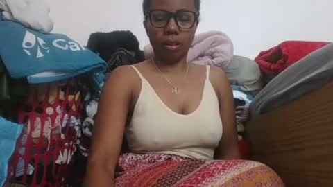 Aicha boobs online show from July 2026 07:17:01 AM