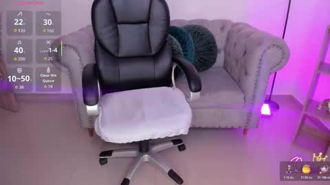 AIDA ADAMS online show from March 2026 11:29:02 AM