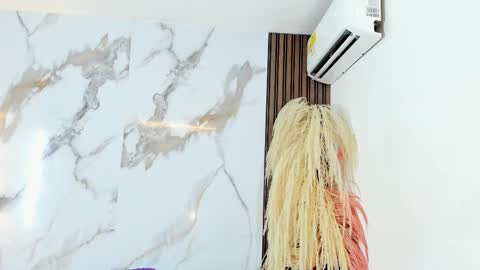 Aida  online show from February 2025 06:31:02 PM