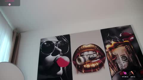 Aida  online show from December 2025 11:38:02 AM