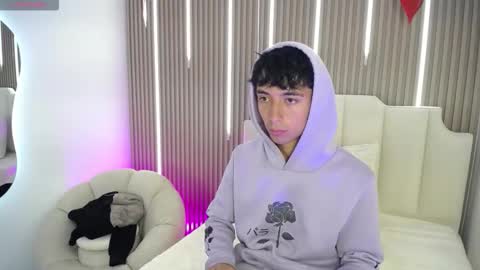 Aiden online show from February 2026 12:34:02 PM