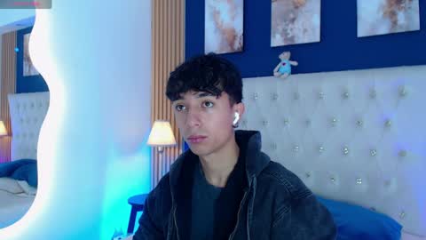 Snapshot of aiden_rivers_ chatting on April 2026 12:50:01 PM Aiden online show from April 2026 12:50:01 PM