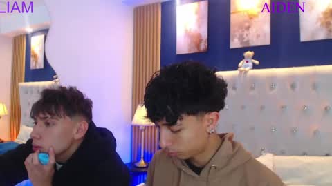Snapshot of aiden_rivers_ chatting on May 2026 01:30:01 PM Aiden online show from May 2026 01:30:01 PM