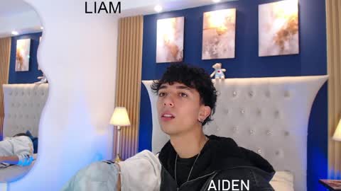 Snapshot of aiden_rivers_ chatting on May 2026 01:15:02 PM Aiden online show from May 2026 01:15:02 PM