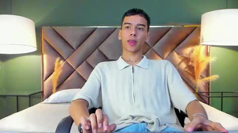 Snapshot of aiden_royce chatting on January 2026 04:25:01 AM aiden_royce online show from January 2026 04:25:01 AM