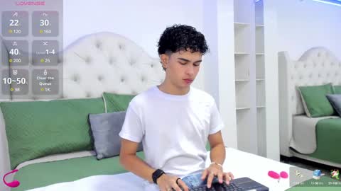 Aiden  online show from January 2025 11:55:01 AM