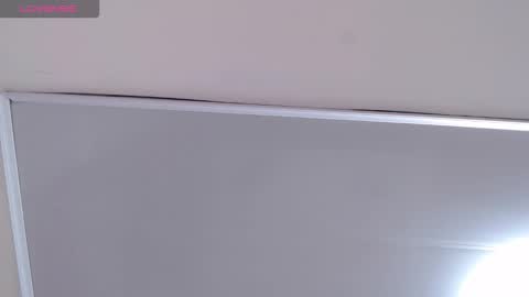 Snapshot of aiilynn_1 chatting on November 2025 09:36:02 PM Ailyn online show from November 2025 09:36:02 PM