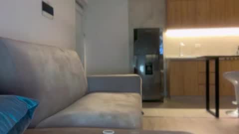Aiisha online show from May 2026 02:07:02 AM