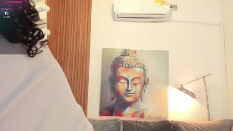 Alisson online show from October 2025 07:44:02 PM