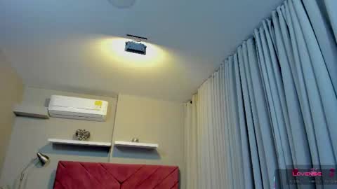 Alisson online show from July 2026 07:35:02 PM