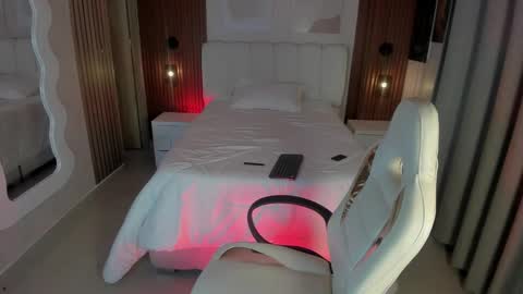   online show from February 2026 12:14:02 AM