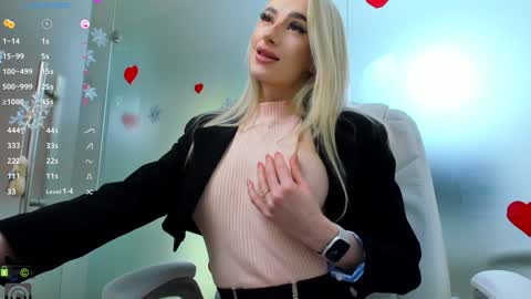 Allie  online show from March 2025 10:07:02 AM