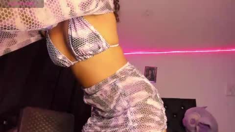 Snapshot of ailen_aria chatting on June 2026 06:17:02 AM ailen and aria online show from June 2026 06:17:02 AM