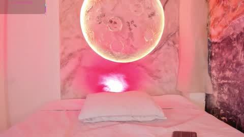 Ailyn online show from October 2025 06:13:02 AM