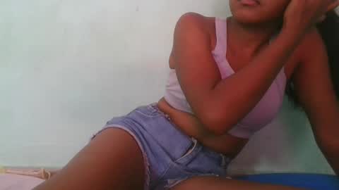 aimeamour online show from February 2025 06:58:02 AM