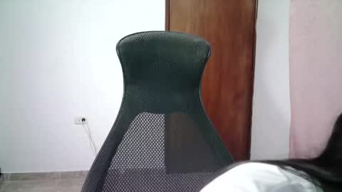 AINE online show from October 2025 01:25:02 AM