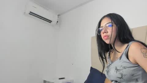 Ainoa  online show from October 2025 07:46:02 PM