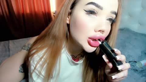 Aira online show from February 2025 03:02:02 AM