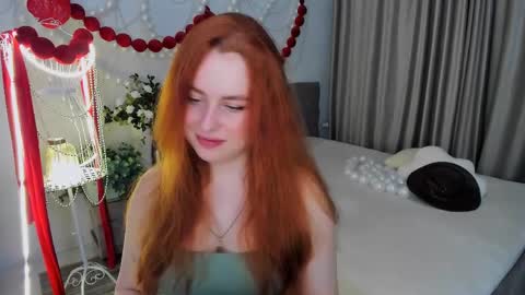 Snapshot of airysilhouette chatting on March 2026 04:18:01 PM Louise online show from March 2026 04:18:01 PM