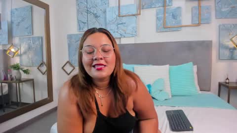 Snapshot of aisha_devon chatting on April 2026 01:44:02 PM AISHA online show from April 2026 01:44:02 PM