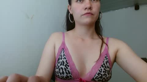 Snapshot of aishafuckaas chatting on October 2025 09:34:01 PM aishafuckaas online show from October 2025 09:34:01 PM