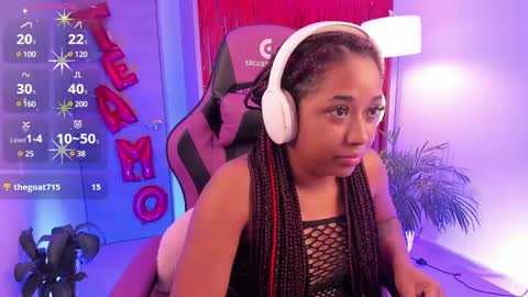 Snapshot of aisharose_ chatting on February 2025 03:33:01 AM Aisha online show from February 2025 03:33:01 AM