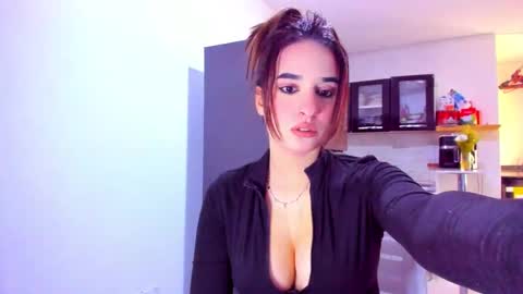 Snapshot of aishas00 chatting on October 2025 06:17:01 PM Saher online show from October 2025 06:17:01 PM