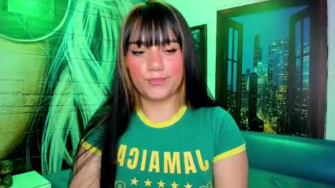 Aitana online show from December 2024 10:00:02 PM