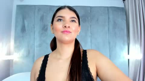  Aitana  online show from April 2026 10:54:02 AM
