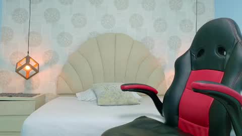 Snapshot of aixatrista1 chatting on April 2026 07:17:02 PM AIXA online show from April 2026 07:17:02 PM