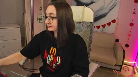 akaheby online show from February 2025 12:05:02 PM