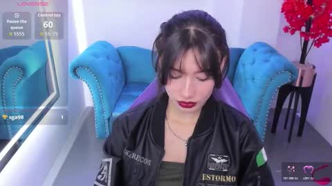 Azaka  online show from November 2025 12:52:01 PM