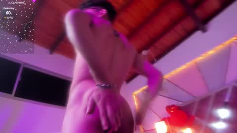 akazaboy online show from February 2025 04:33:01 AM