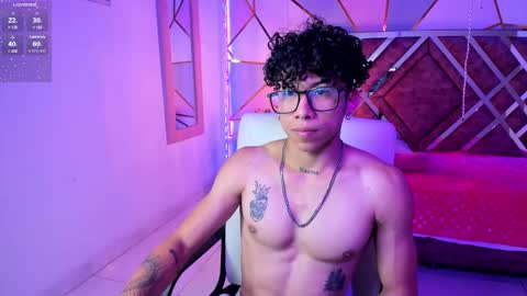 akazaboy online show from March 2025 04:30:02 AM