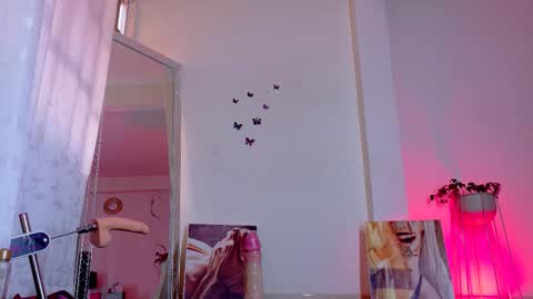 Snapshot of akemirosse chatting on September 2025 05:34:02 PM Akemi online show from September 2025 05:34:02 PM