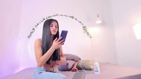 Akhemi online show from February 2026 02:42:01 AM