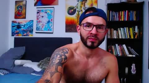 akiles online show from December 2024 10:23:02 PM