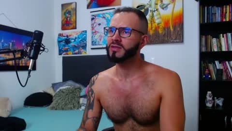 akiles online show from February 2025 01:41:01 AM