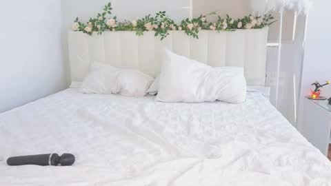 Snapshot of akina_star chatting on November 2025 04:12:02 AM akina_star online show from November 2025 04:12:02 AM