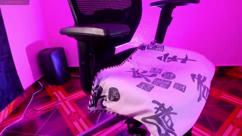 Snapshot of akira_tattoo chatting on June 2026 10:31:01 AM Akira online show from June 2026 10:31:01 AM